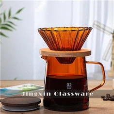 Skleněná ruční odkapávací konvice na kávu se skleněným trychtýřovým překapávačem